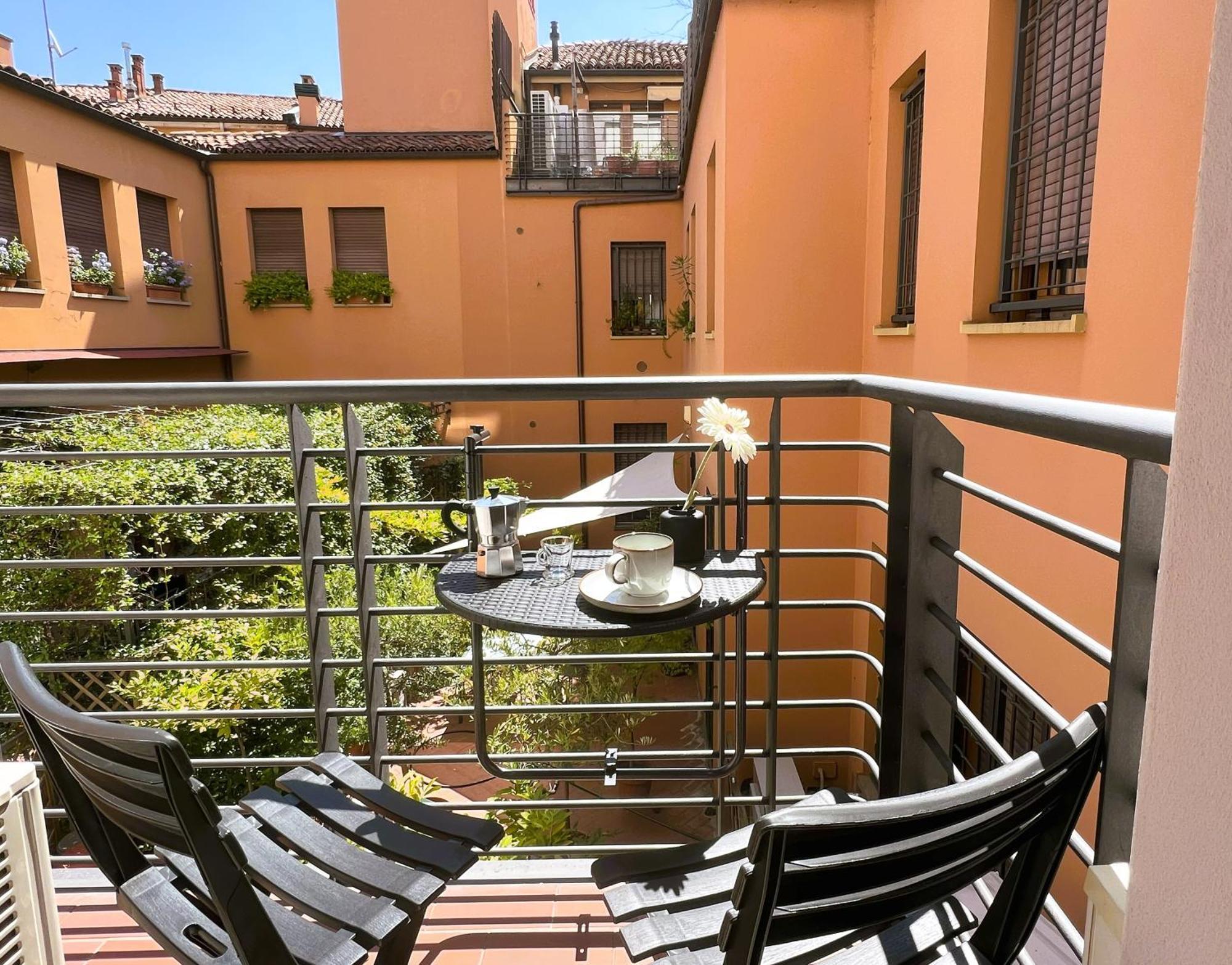 Alfea Suite Bolonia Exterior foto